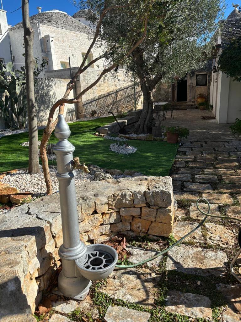 Trullo Vacanza อัลเบโรเบลโล ภายนอก รูปภาพ