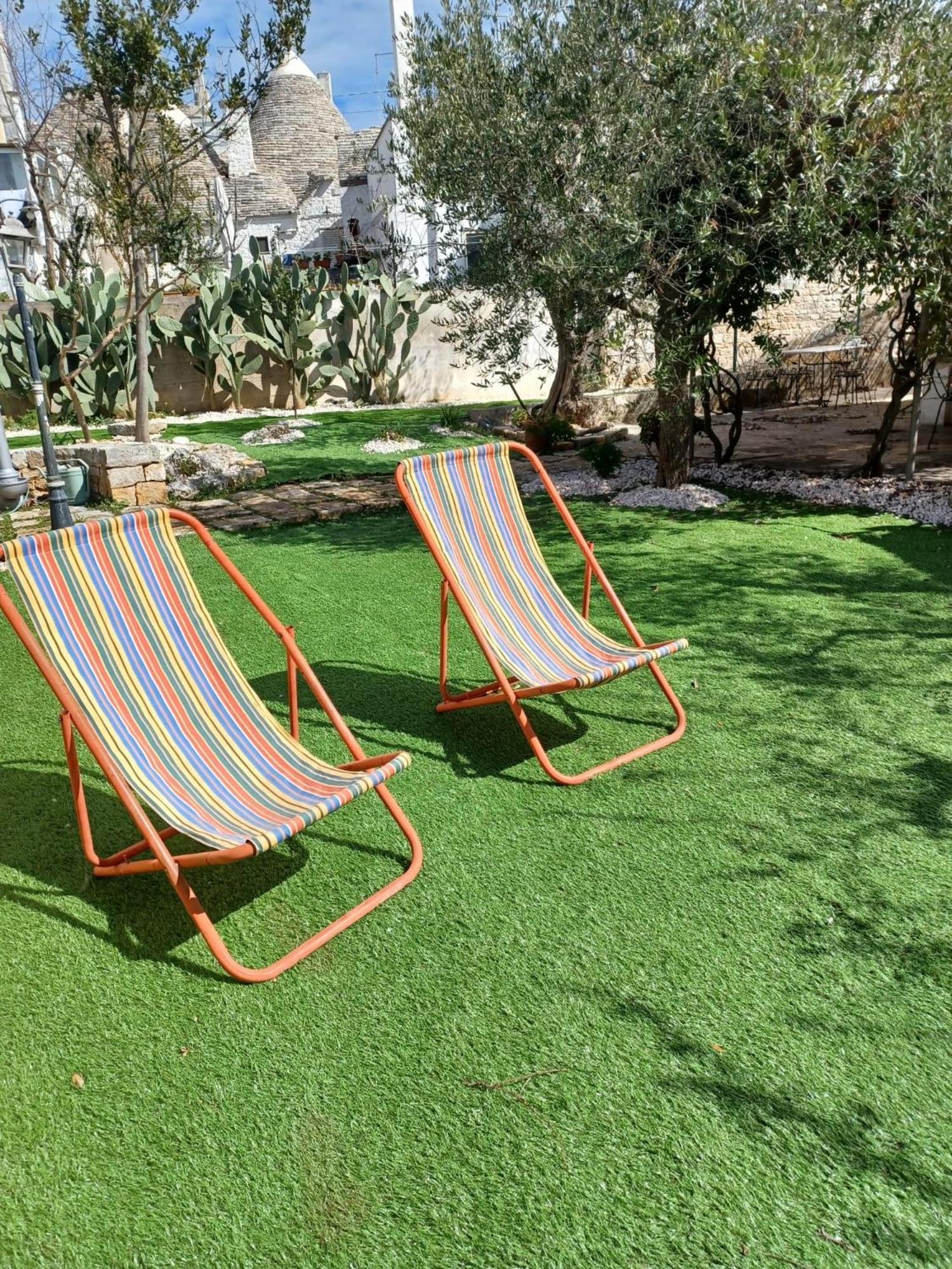 Trullo Vacanza อัลเบโรเบลโล ภายนอก รูปภาพ
