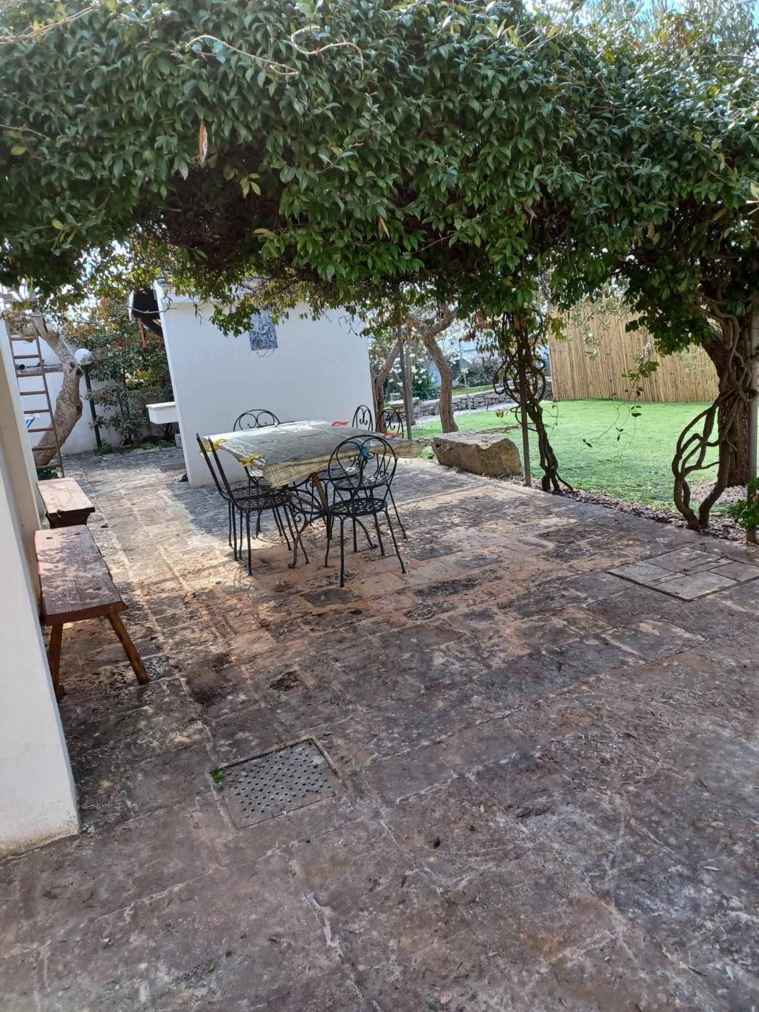 Trullo Vacanza อัลเบโรเบลโล ภายนอก รูปภาพ